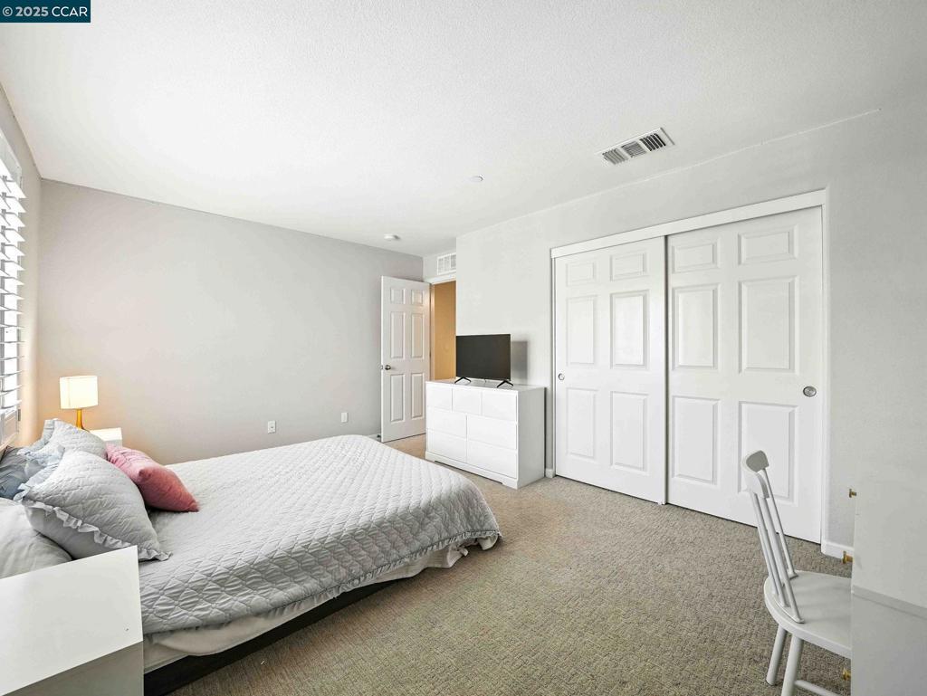 FAIRFIELD - Residential