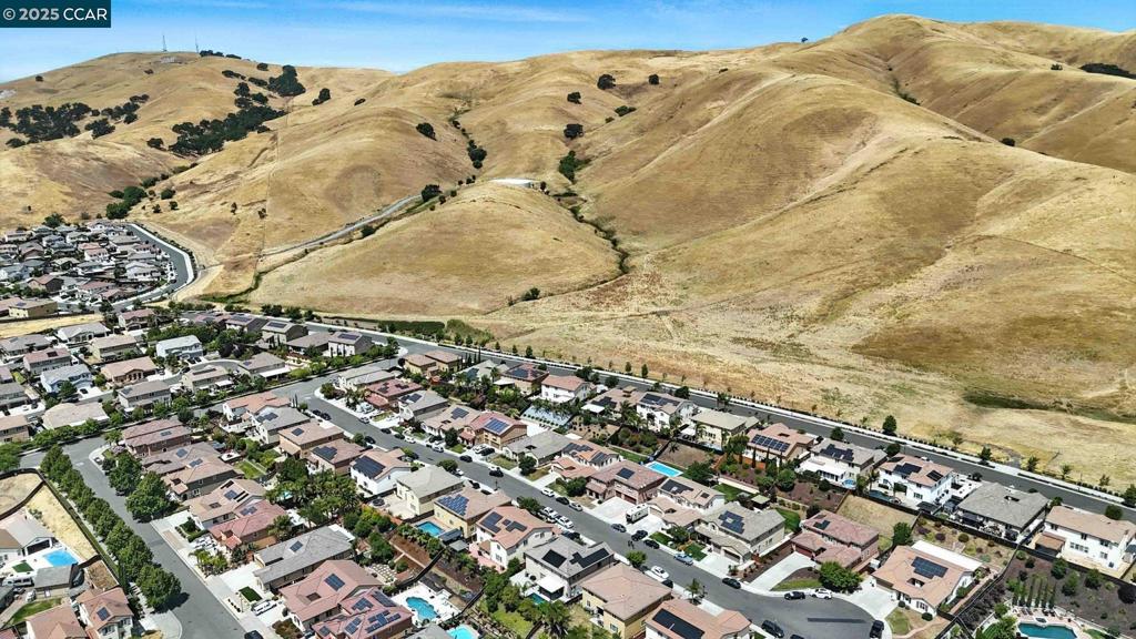 FAIRFIELD - Residential