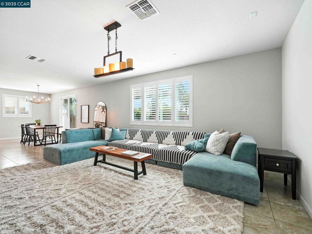 FAIRFIELD - Residential