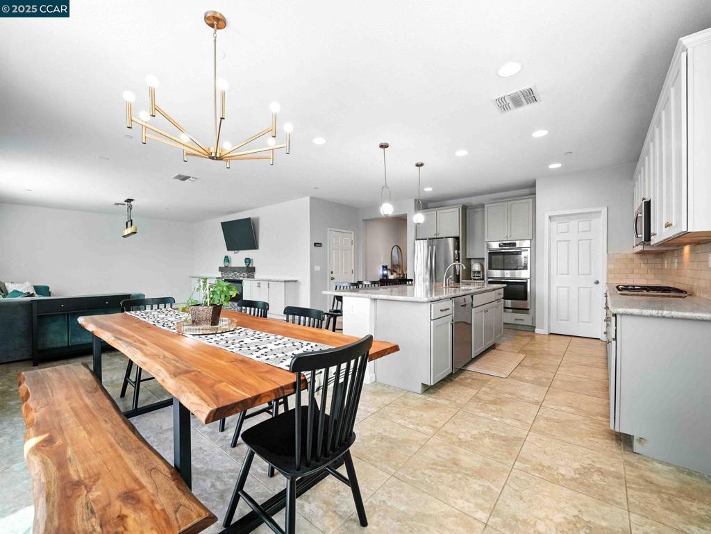 FAIRFIELD - Residential
