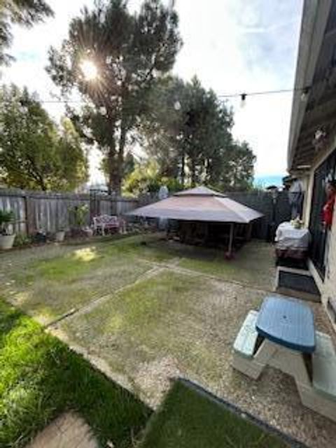 Photo of 1008 Primrose Lane Ln, Gilroy, CA 95020 (MLS # ML82035127)