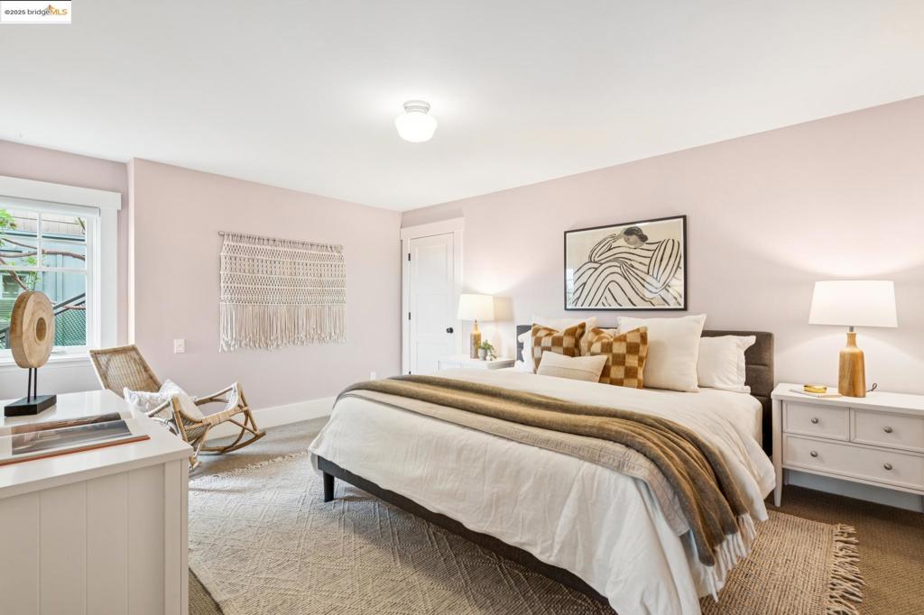 UPPER ROCKRIDGE - Residential