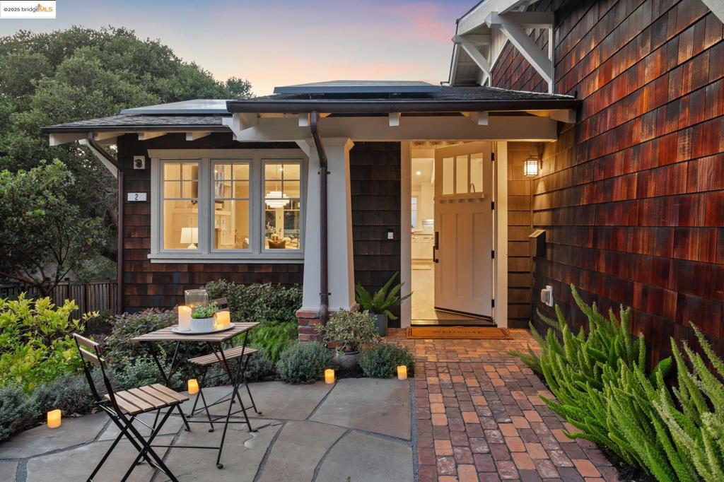 UPPER ROCKRIDGE - Residential