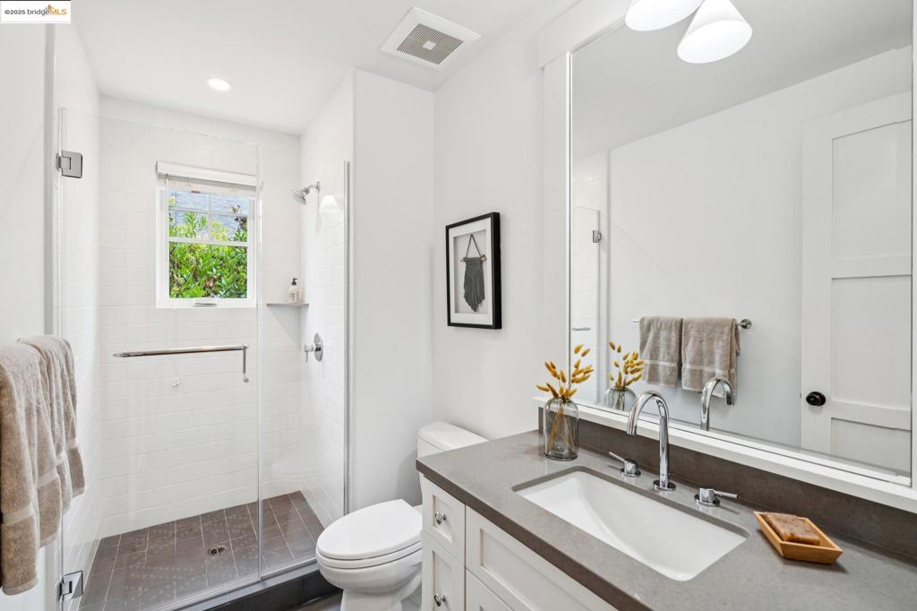 UPPER ROCKRIDGE - Residential