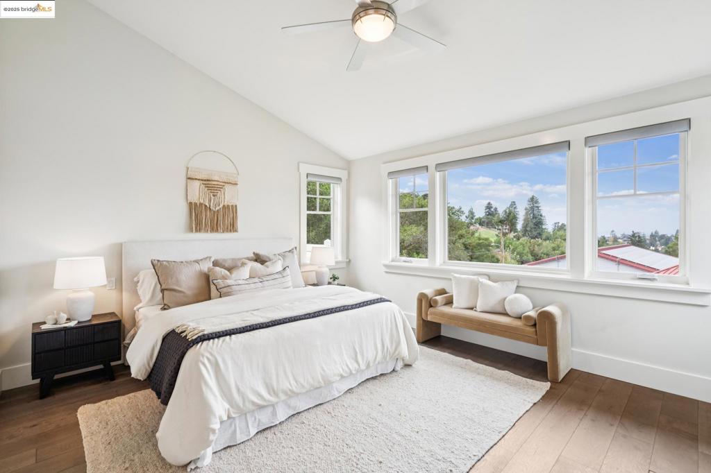 UPPER ROCKRIDGE - Residential