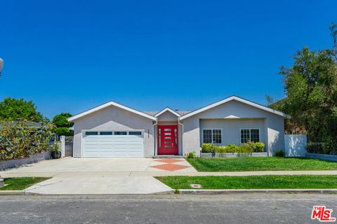 Photo of 5845 W 74th Street, Los Angeles, CA 90045 (MLS # 25576079) Photo of 5845 W 74th Street, Los Angeles, CA 90045 (MLS # 25576079)