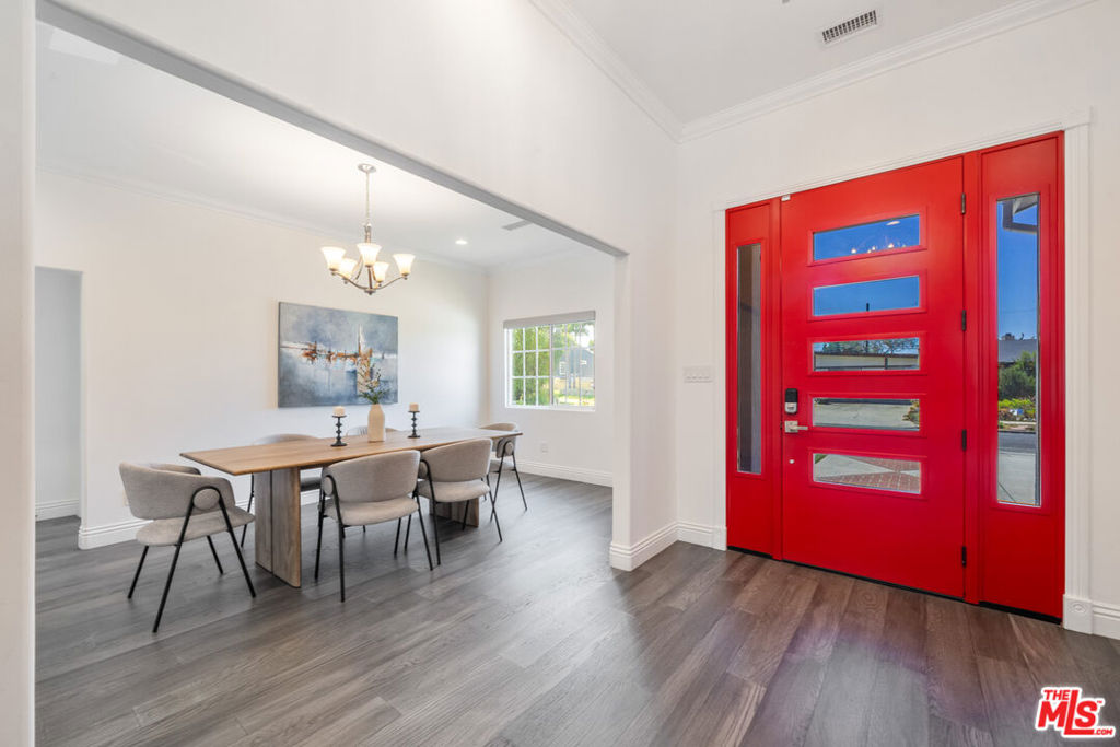 5845 W 74th Street