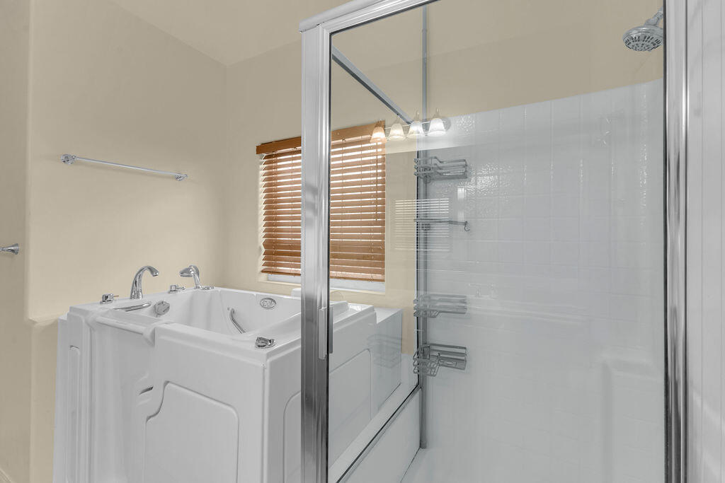 Paradise Springs - Residential