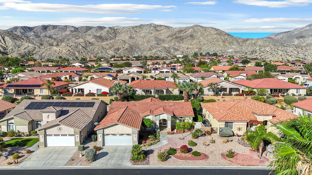 Paradise Springs - Residential