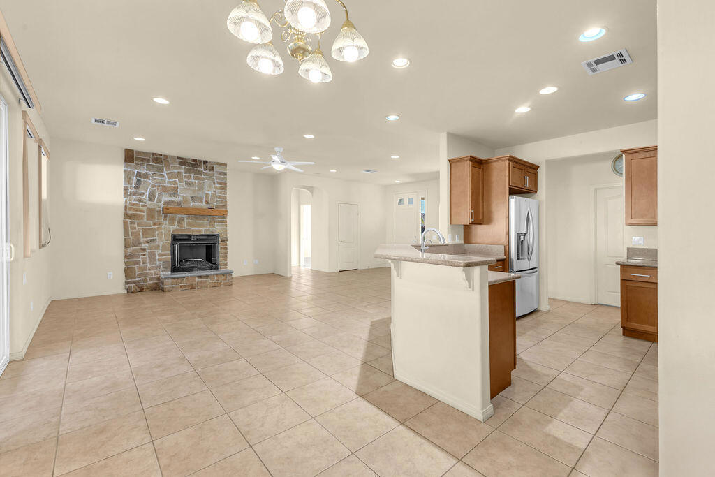 Paradise Springs - Residential