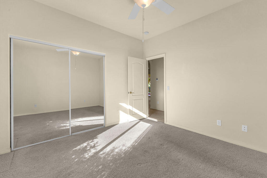 Paradise Springs - Residential