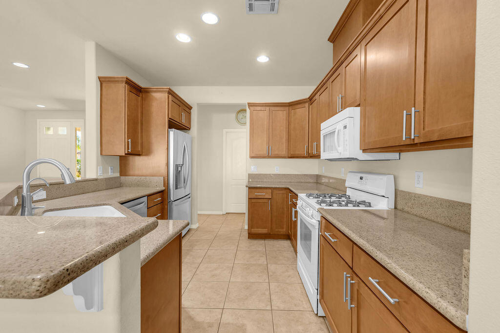 Paradise Springs - Residential