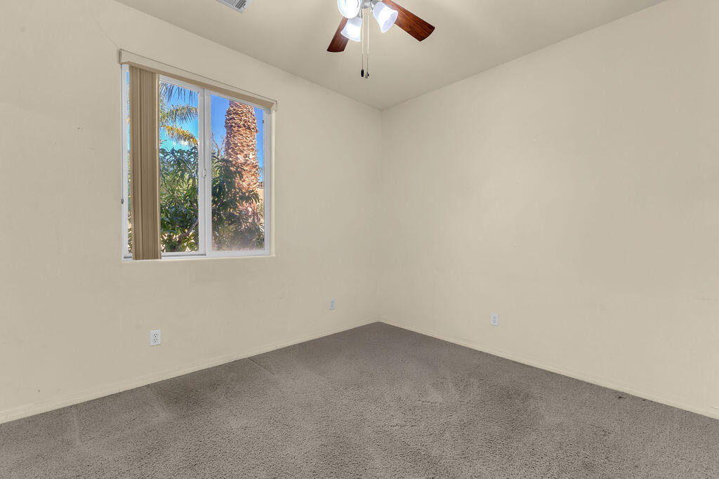 Paradise Springs - Residential