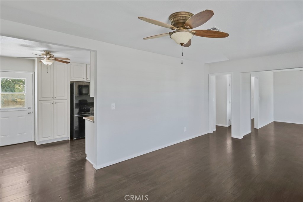 6382 Cayuga Drive
