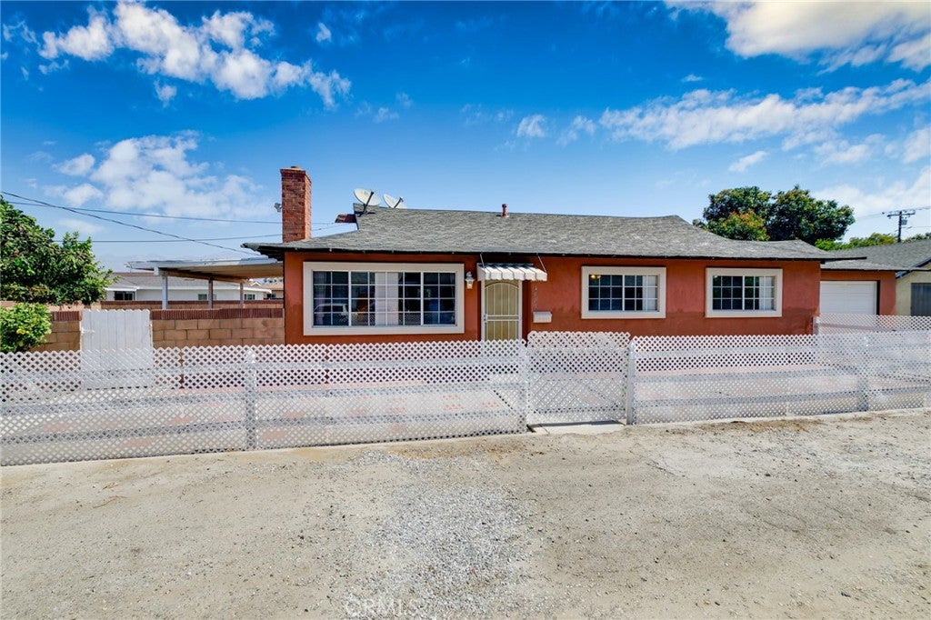 4605 Cedar Ave AVE
