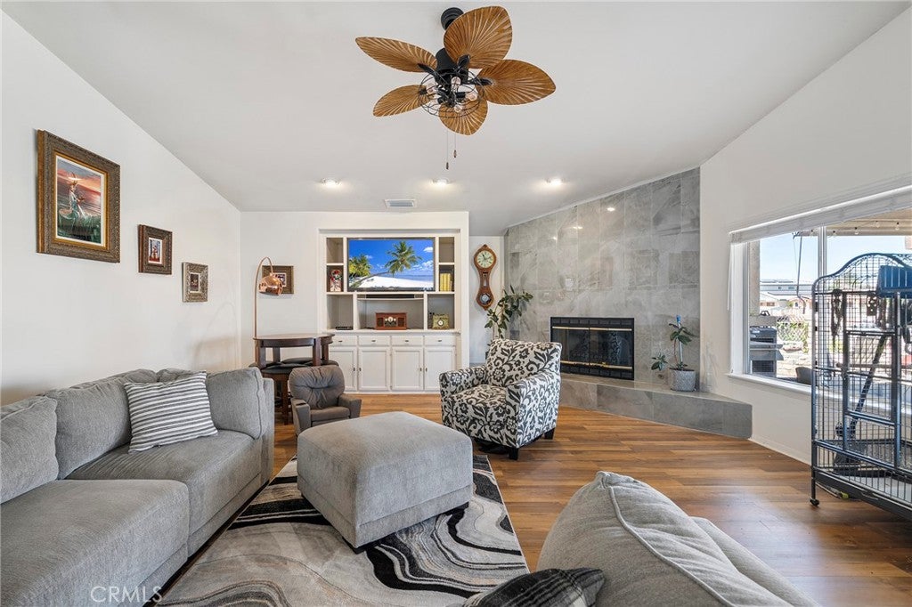14576 Mast Lane