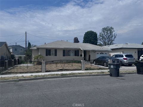 Photo of 903 Willow Drive, Brea, CA 92821 (MLS # NP26153361)
