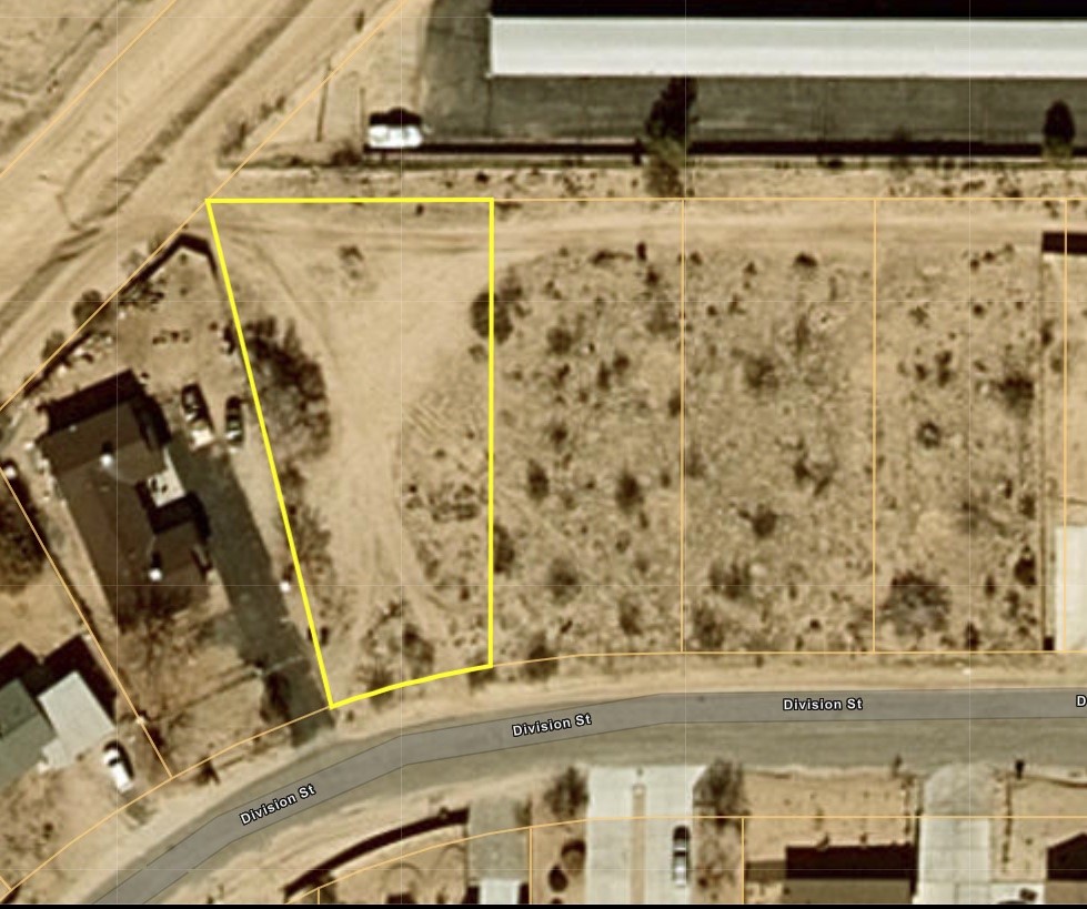 Great opportunity to build on this lot for income property or your dream home. This lot is zone for multi-family with utilities on the street but no water meter, however, there are no Joshua Trees on site so should make for an easier build. It's conveniently located right in the heart of Joshua Tree village, a couple blocks from the highway, minutes away from JTNP and Yucca Valley, and a short walk to all the shops and restaurants downtown.