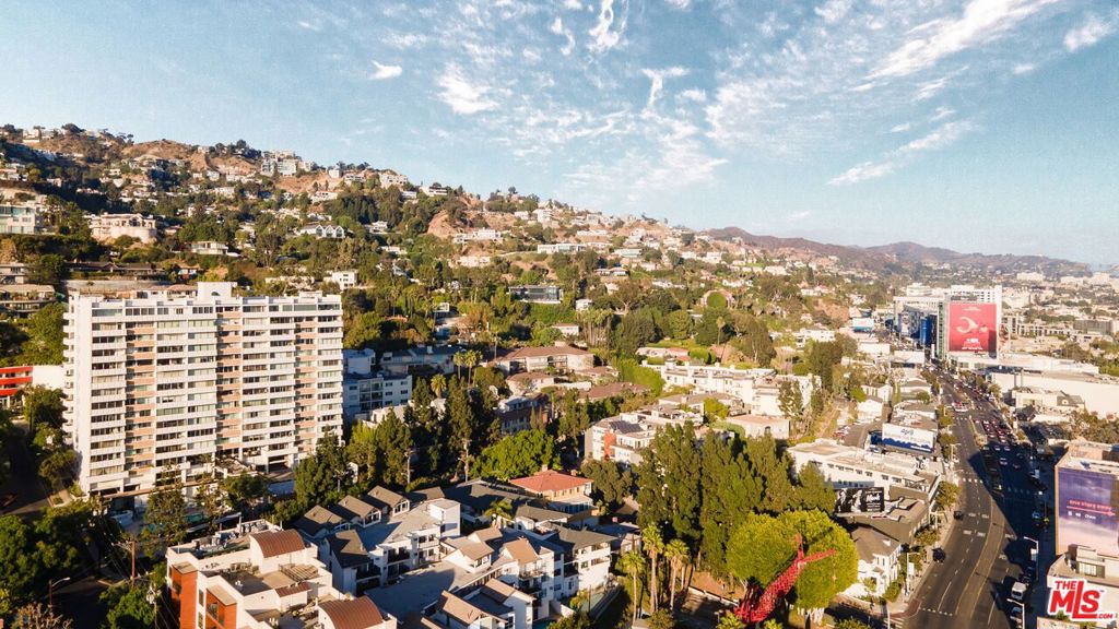 8787 Shoreham Drive 1106