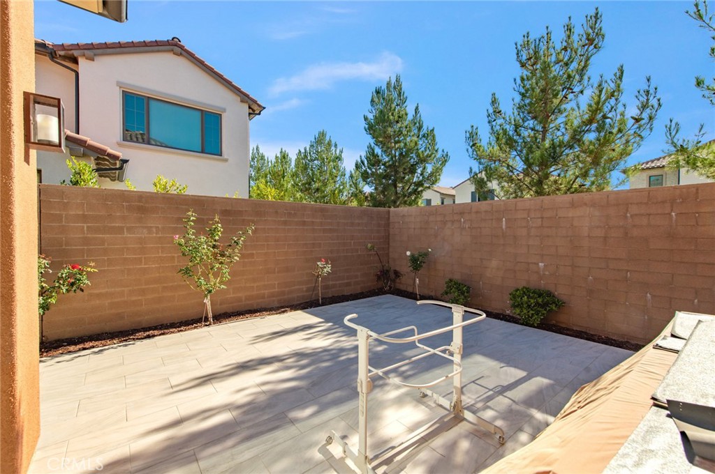 Reserve - Residential Lease