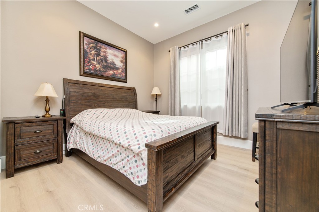 Reserve - Residential Lease