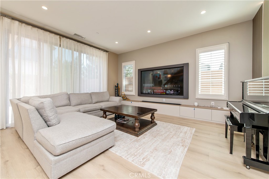 Reserve - Residential Lease