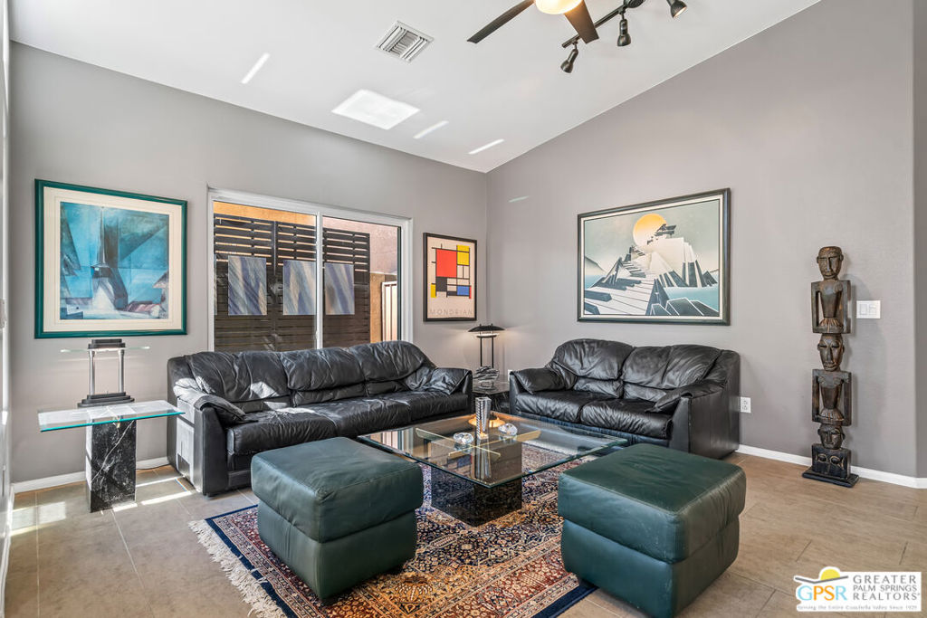Rio Vista - Residential