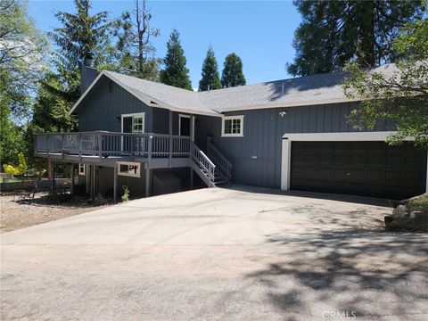 Photo of 25935 Ranger DR, Twin Peaks, CA 92391 (MLS # IG26103926)