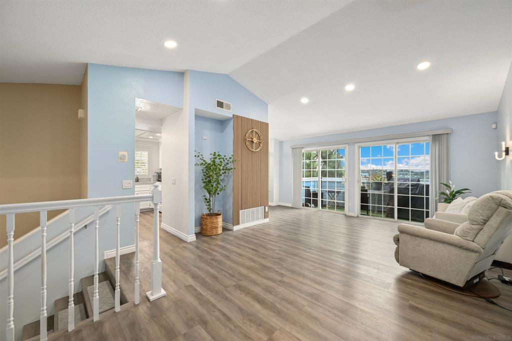 2835 Valley Vista Way