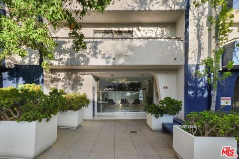 Photo of 10982 Roebling Avenue #106, Los Angeles, CA 90024 (MLS # 26636101)