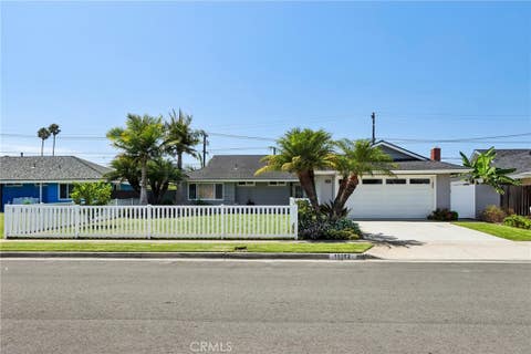 Photo of 10362 Christmas Drive, Huntington Beach, CA 92646 (MLS # SB26155801)