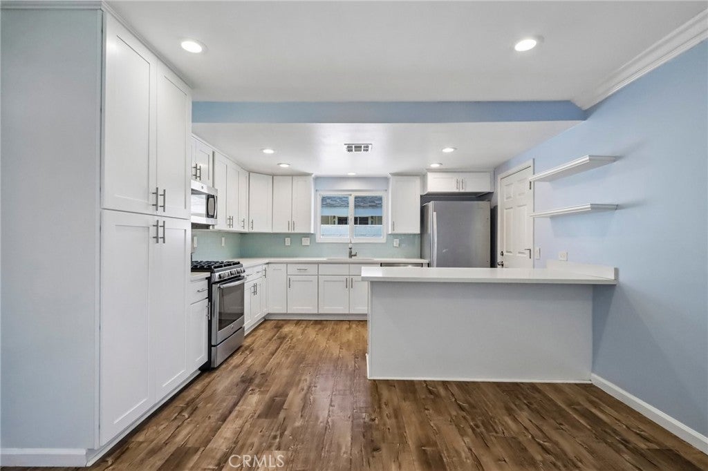 10362 Christmas Drive, Huntington Beach CA 92646 - Photo 21