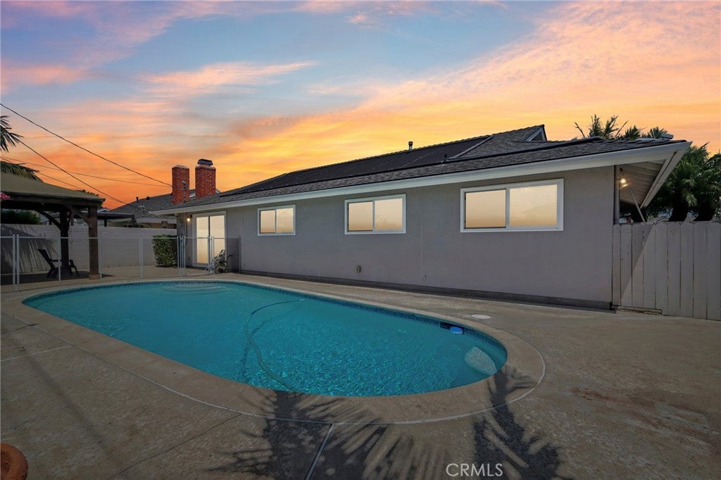 10362 Christmas Drive, Huntington Beach CA 92646 - Photo 36