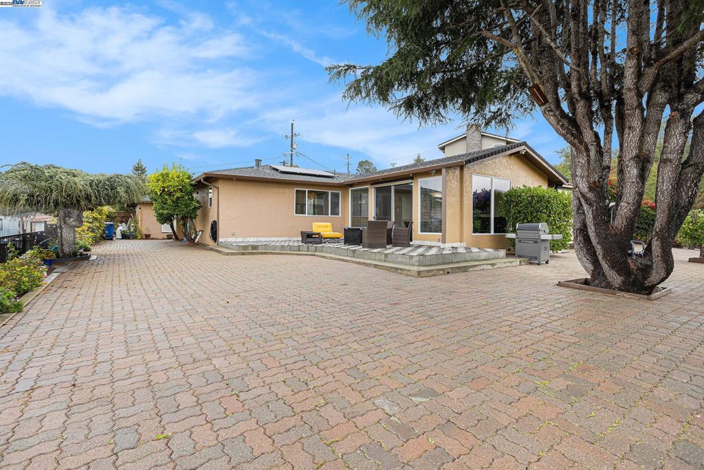 WOODLAND ESTATES - Residential