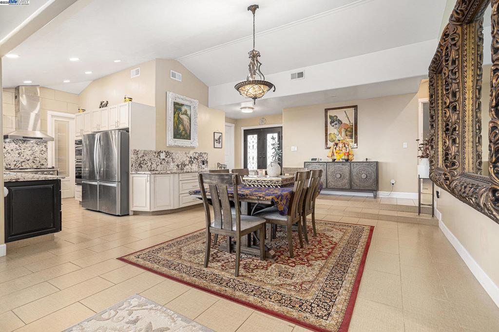 WOODLAND ESTATES - Residential