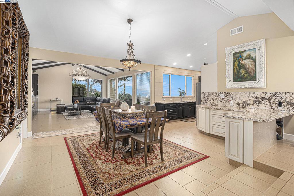 WOODLAND ESTATES - Residential