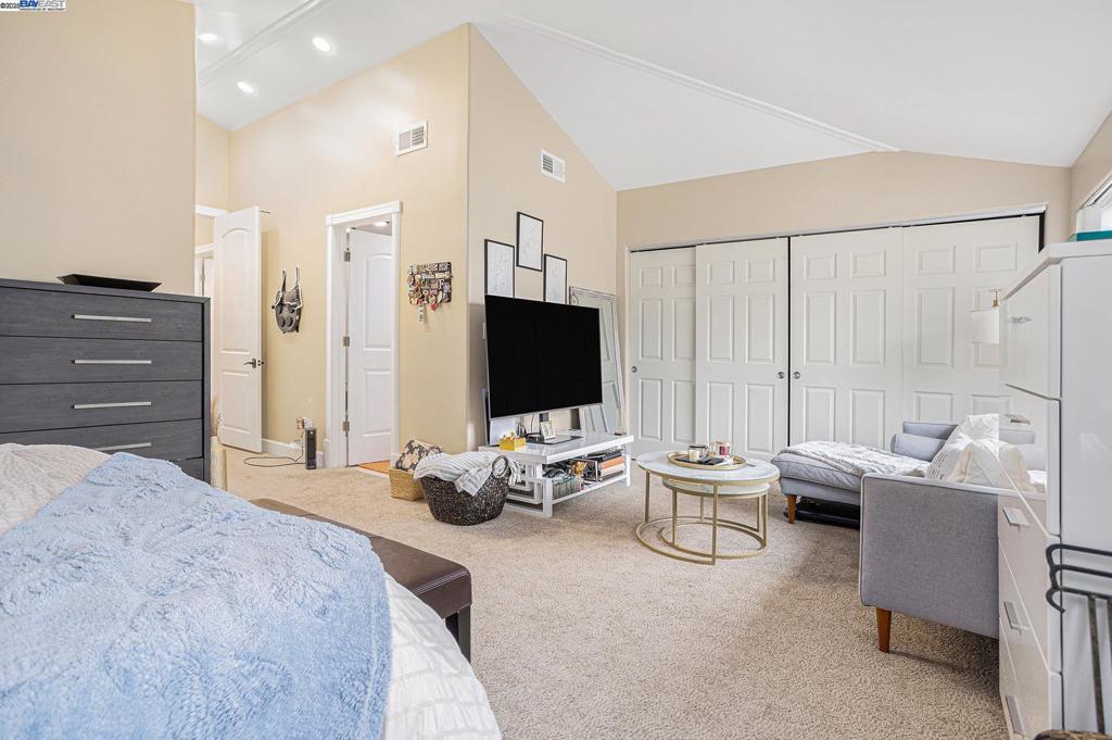 WOODLAND ESTATES - Residential