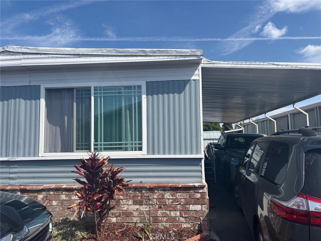 12861 West St 162