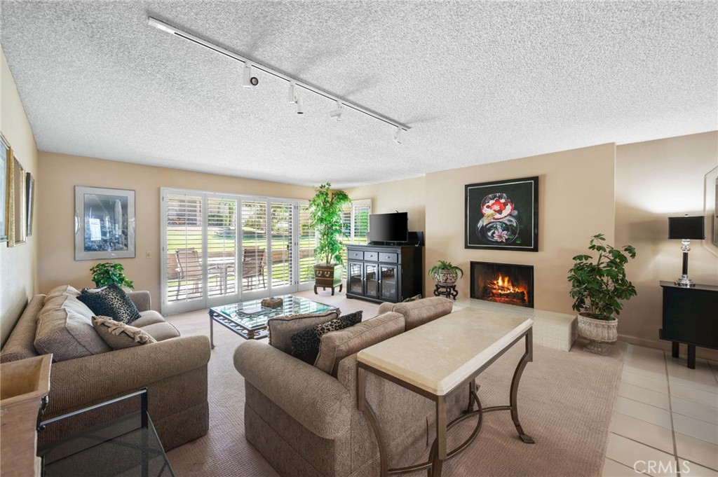 Mountain Cove (32514) - Residential