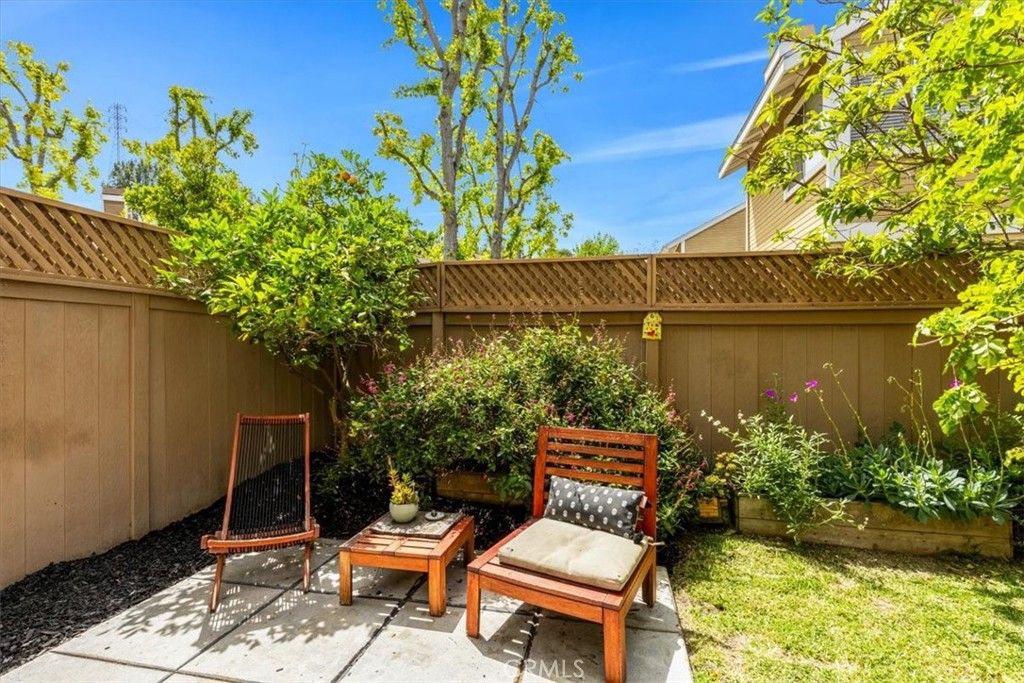 listing image 130724034758450542394