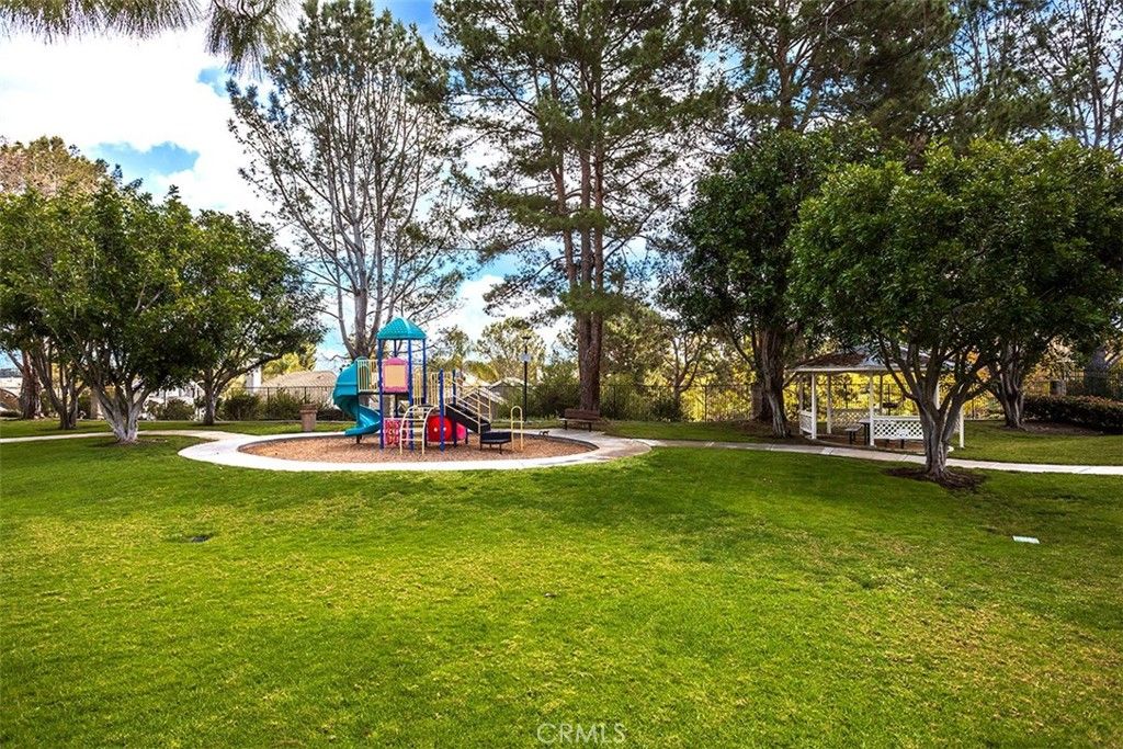 listing image 130721989253548586780