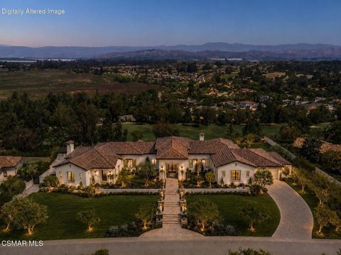 Photo of 769 Via Terrado, Camarillo, CA 93010 (MLS # 226000045)