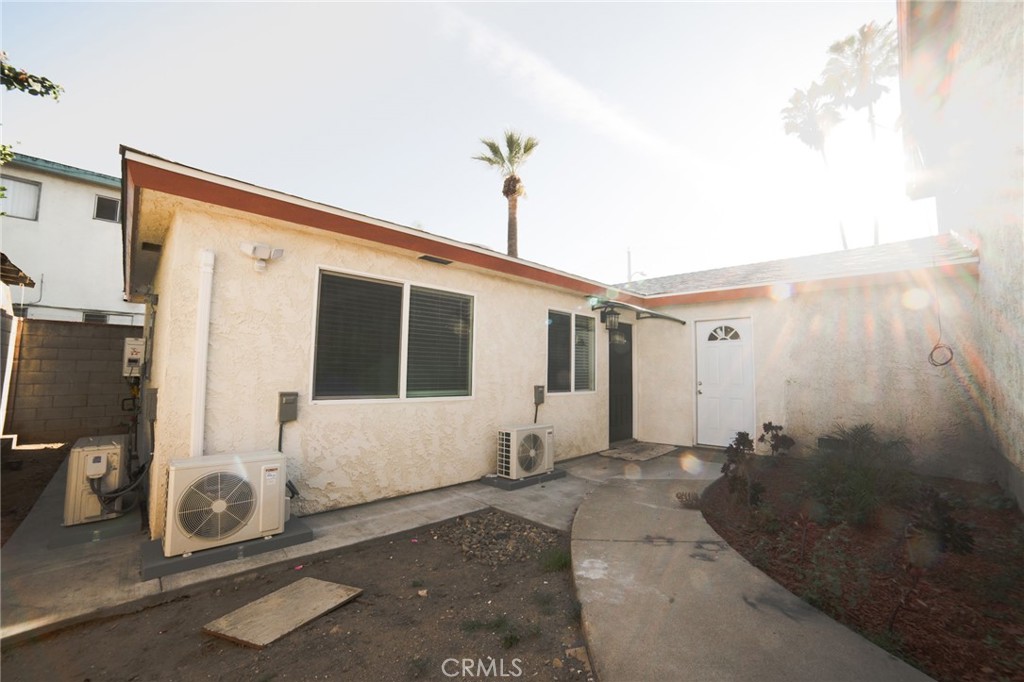 4385 Kingsley Street