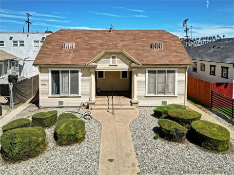 Photo of 5410 3rd AVE, Los Angeles, CA 90043 (MLS # SB26177672)