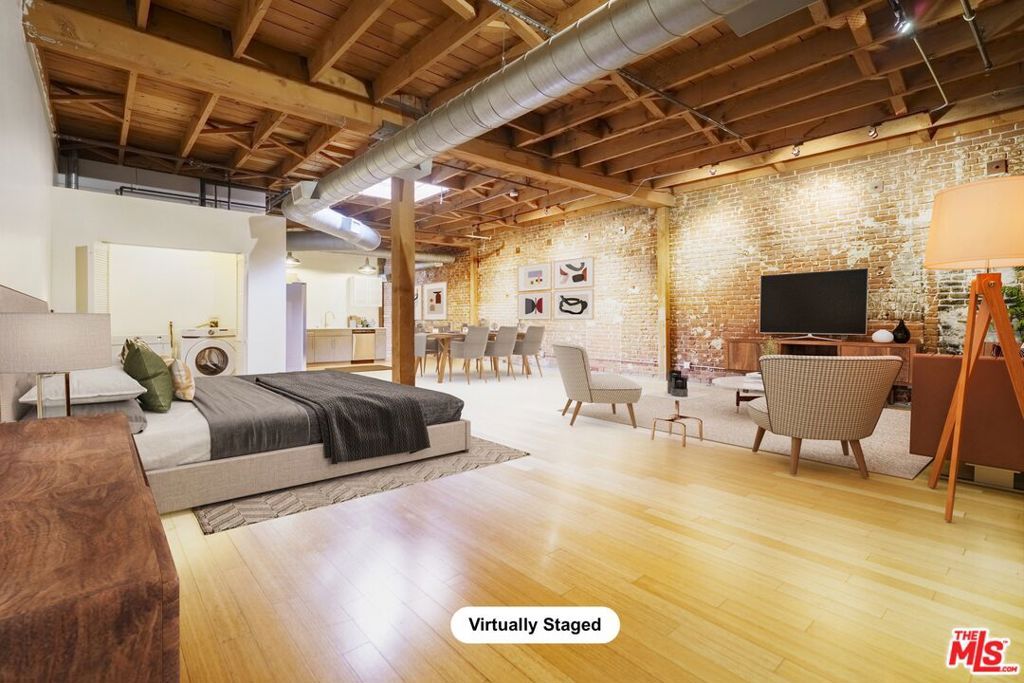 Photo of 500 Molino Street #206, Los Angeles, CA 90013 (MLS # 25631497)