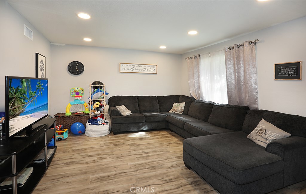 212 N Kodiak, #A