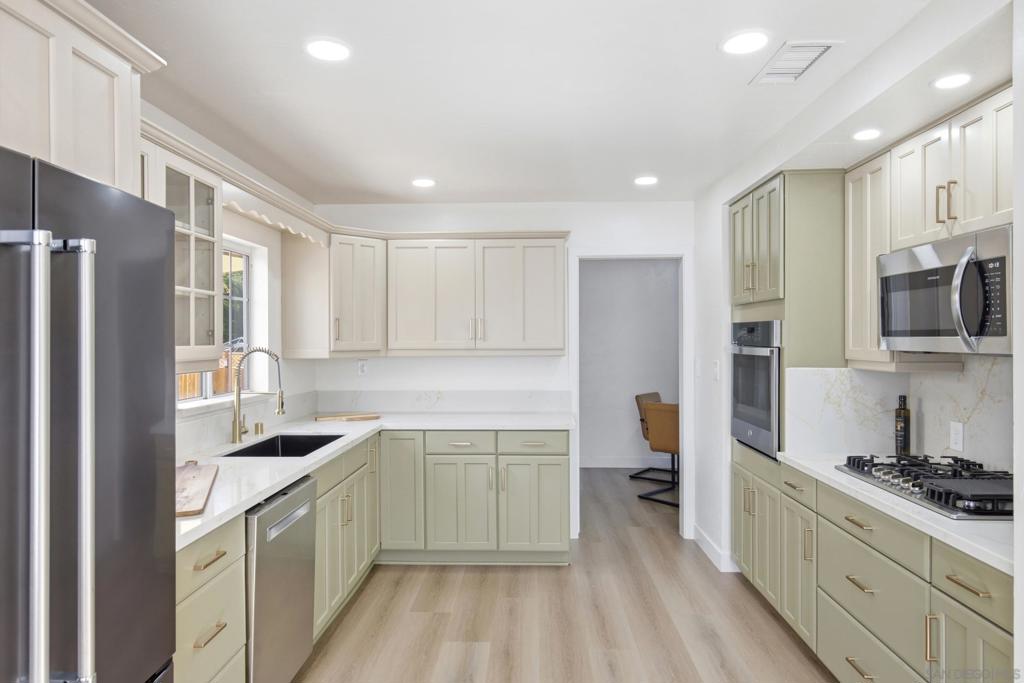 6955 Bruce Court