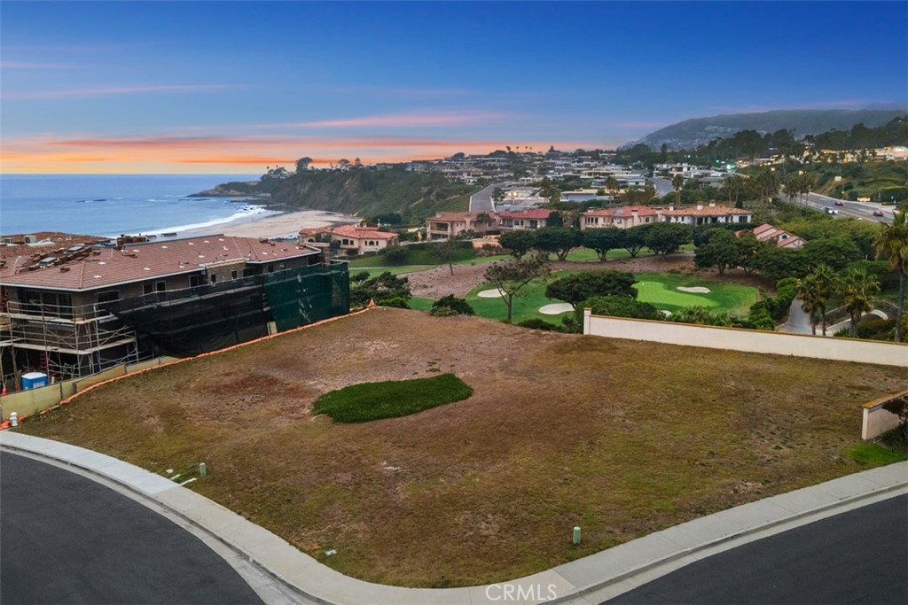 Ritz Cove (RC) - Land