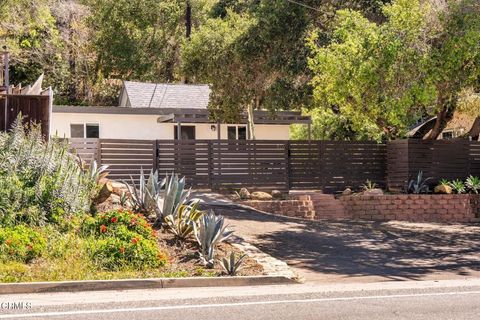 Photo of 1176 N Ventura Avenue, Oak View, CA 93022 (MLS # V1-35150)