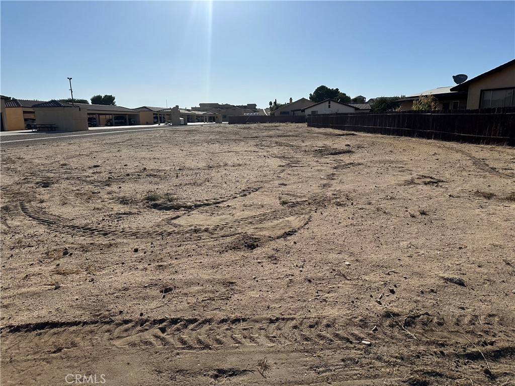 Build Your Dream Home in Silver Lakes!
This vacant lot is ready for you to create the home you've always envisioned in the beautiful resort-style community of Silver Lakes. Enjoy a lifestyle filled with amenities, including two sparkling lakes, a 27-hole championship golf course, RV storage, and a welcoming clubhouse with a gym. Stay active with tennis courts, pickleball, and bocce ball, or simply relax and take in the serene surroundings. HOA dues are only $235 per month and include access to all these incredible features. Don’t miss this opportunity to build in a community that has it all!
